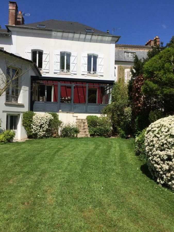 Maison D'Hotes Joussaume Latour Chateau-Thierry Exterior photo
